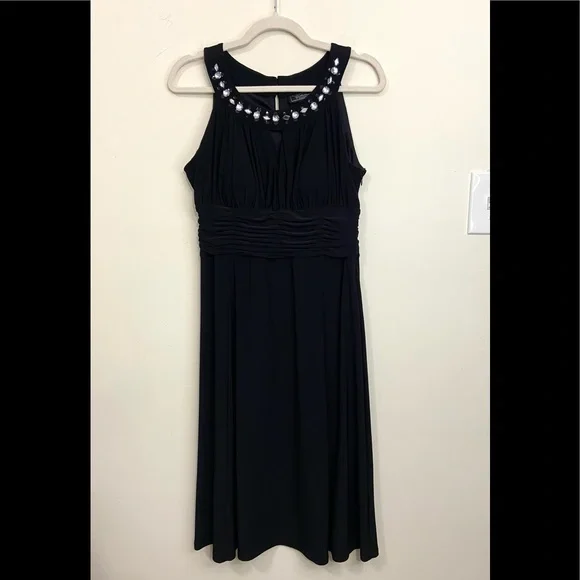 Dressbarn Collection Women's Size 10 Black Dress Jewleled Neckline Sleeveless - Picture 2 of 13